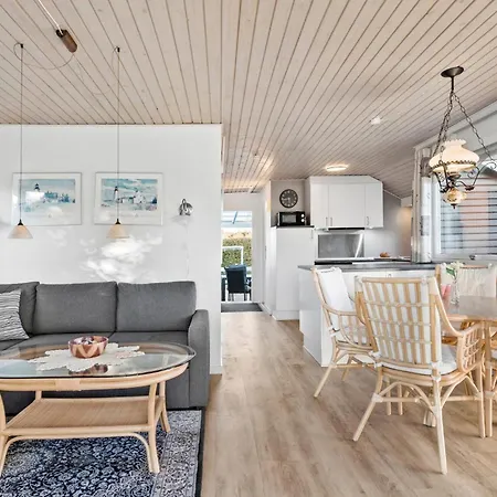 2 Bedroom In Хадерслев