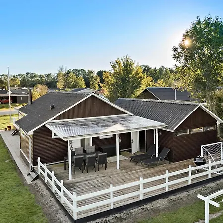 2 Bedroom In Prázdninový dům